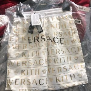 versace x kith shorts